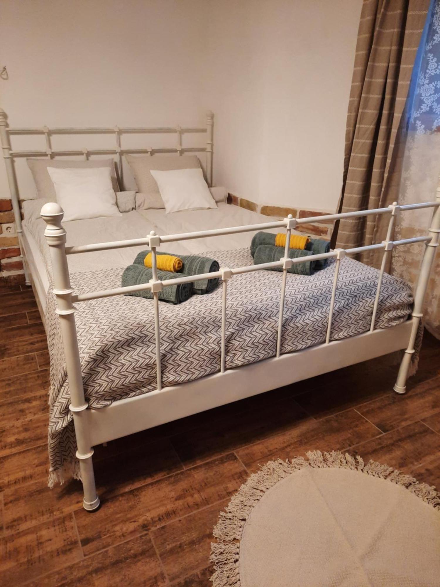 Kuria Apartman Budapest With Free Parking Exteriér fotografie